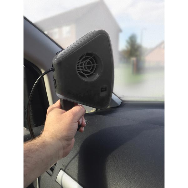 Streetwize 12v Auto Heater/Defroster with Light Car Parts 4 Less